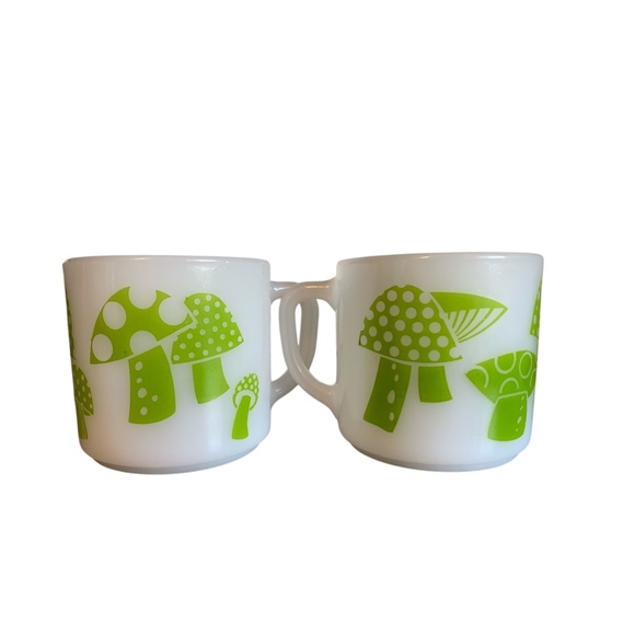Vintage Federal Glass Green Mushroom Mugs - Picture 2 of 3